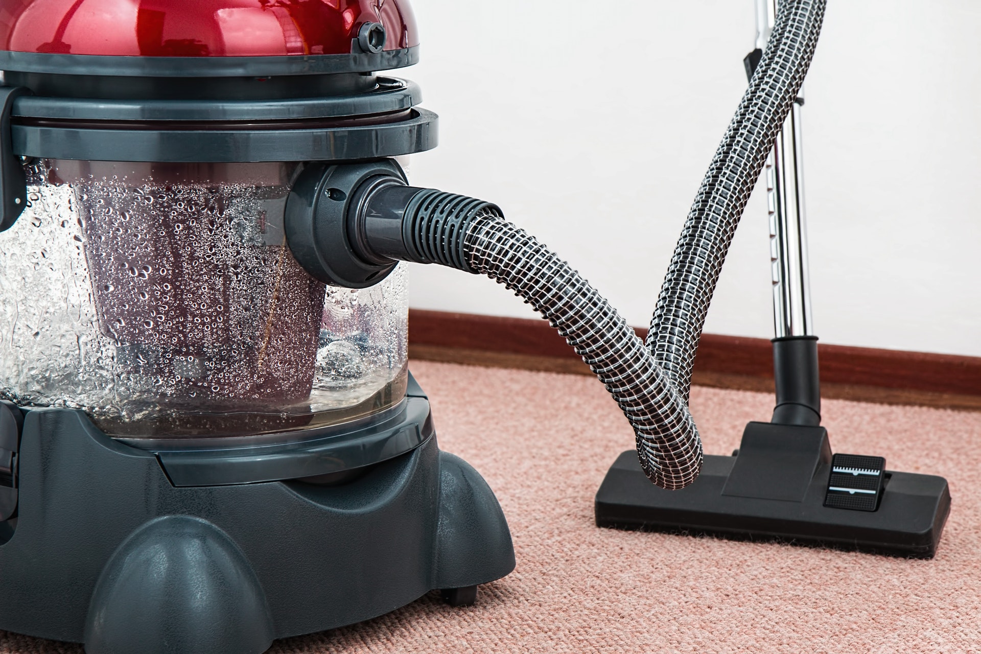 Best Ways to Clean Your Household Carpet