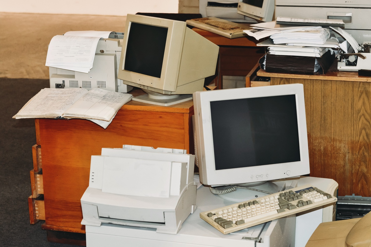 Commercial-and-office-junk-removal